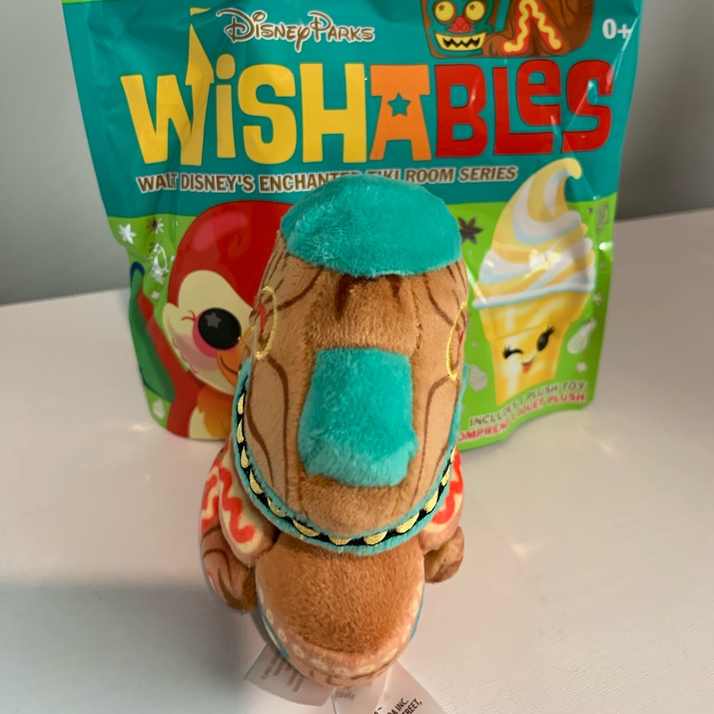 Disney wishables tiki room tiki drummer
